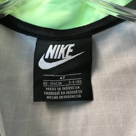 Nike Kids' Athletic Track Suit Set (Size 4T) - Picture 6 of 6